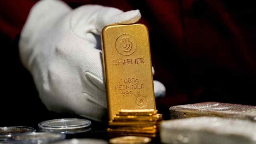 Gold heads for worst quarter in more than a decade as retail frenzy fades