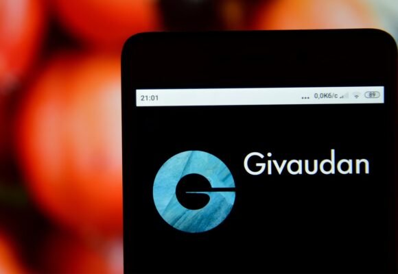 Perfume Maker Givaudan’s Sales Beat Estimates, Tariff Paybacks Weigh on Shares